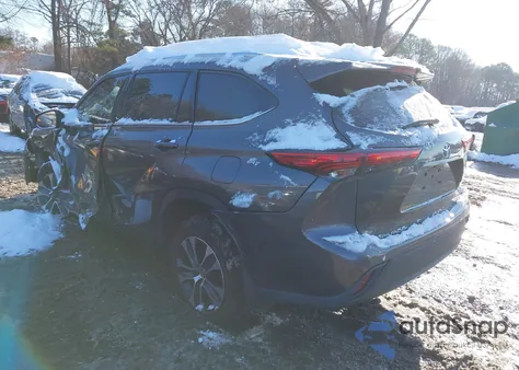 2021 Toyota Highlander Xle из США, поврежденный, VIN 5TDGZRBH5MS084959